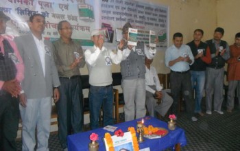 20131104_KapilAnjan_News